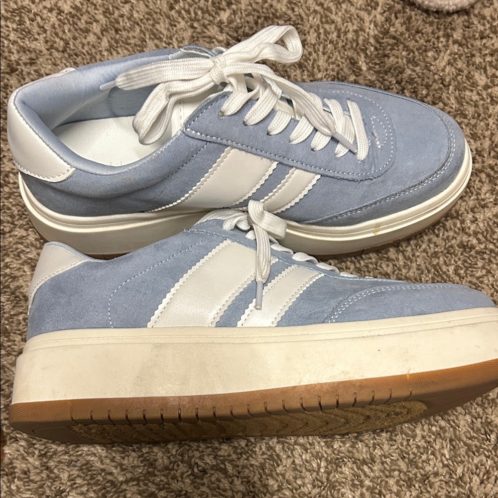 Madden Girl Blue and White Men's Sneakers